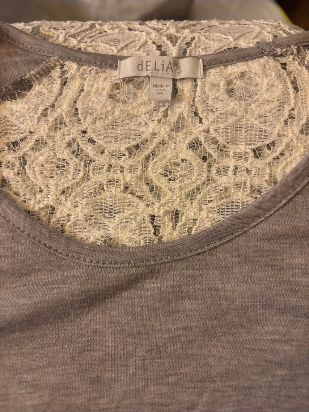 dELiA*s Light Gray Short Sleeve Top